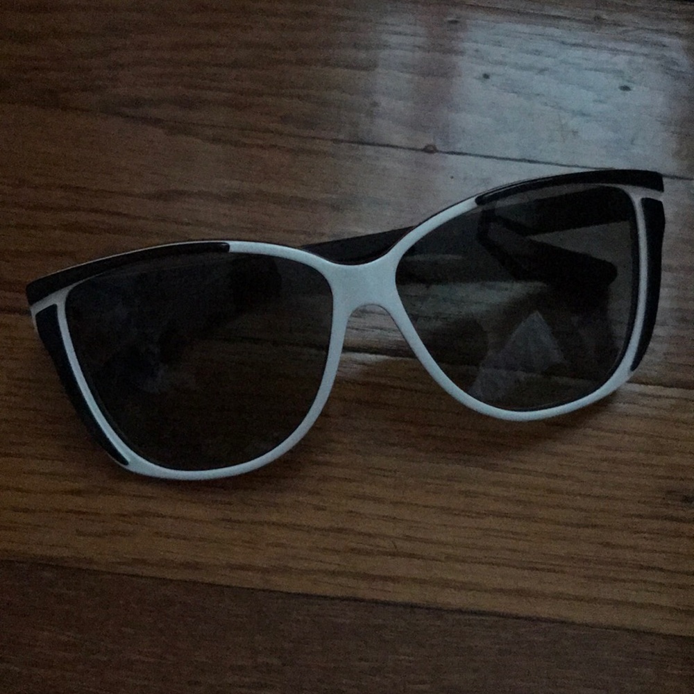 NWOT Stella Mccartney Sunglasses